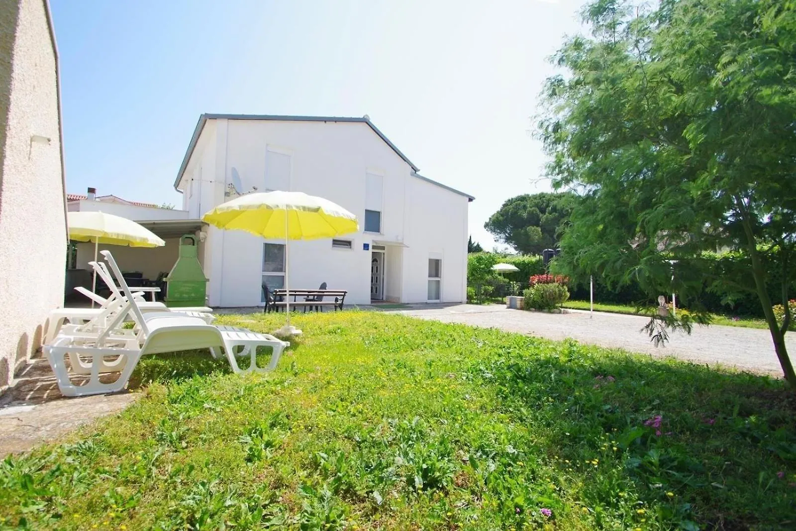 Holiday home Ferienhaus Im Premantura